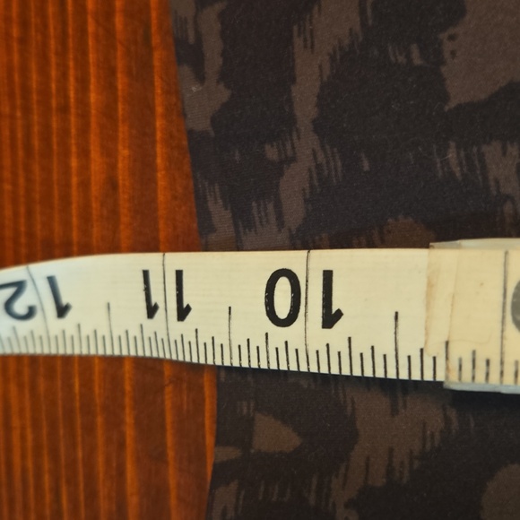 Vuori Matching Studio Set & Daily Bra Bottoms SMALL Bra Is LARGE - Picture 7 of 12